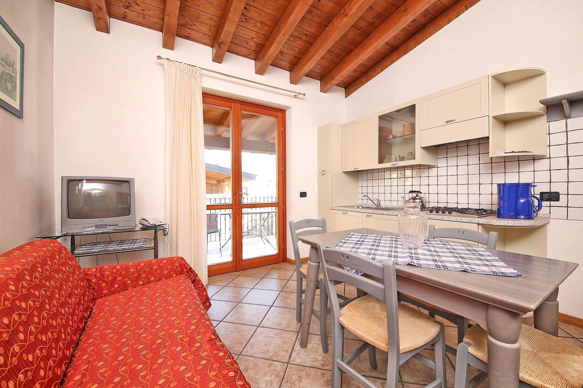 Residence Casa Gardola, Gtsgroup Tignale Esterno foto