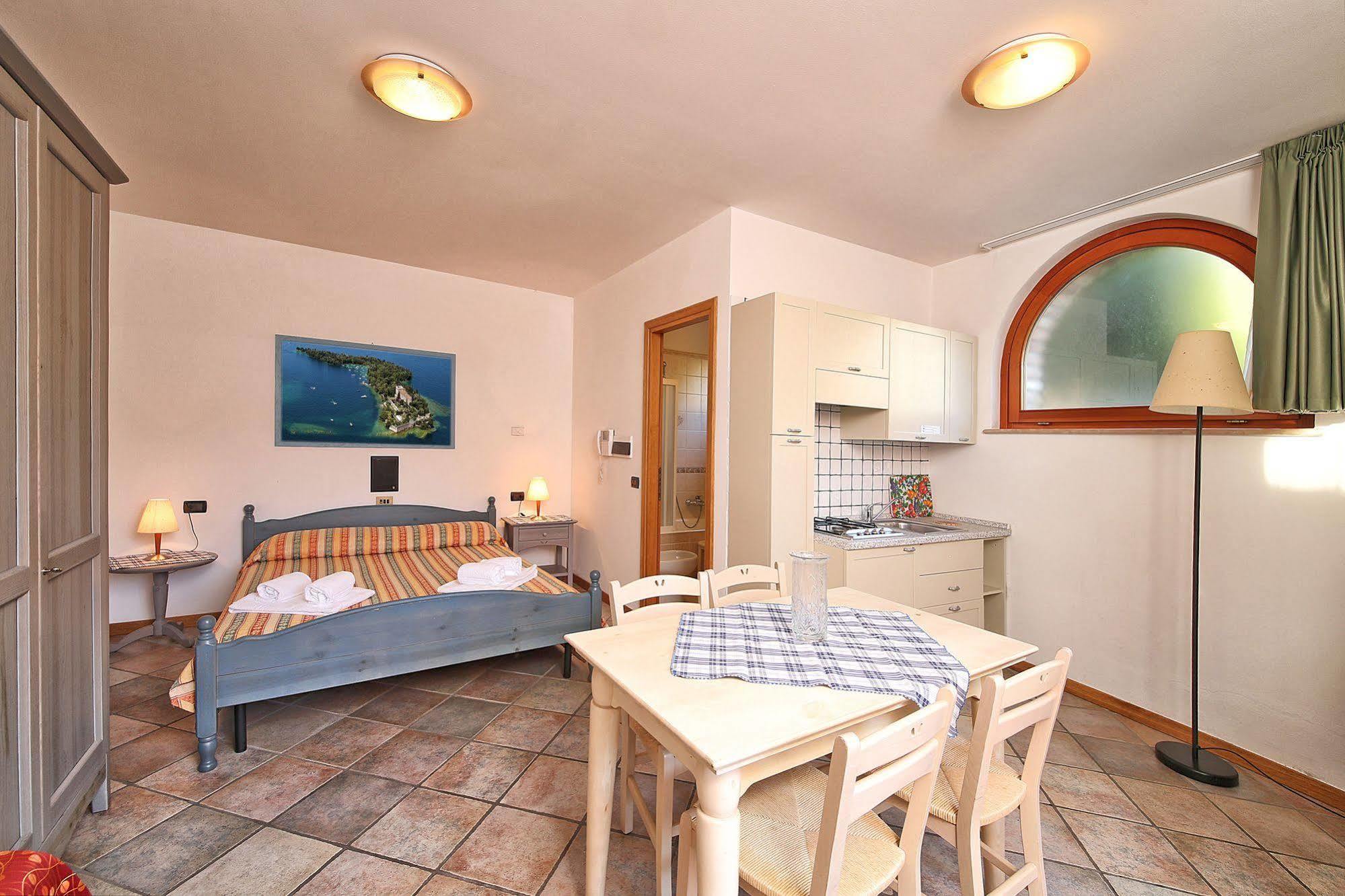 Residence Casa Gardola, Gtsgroup Tignale Esterno foto