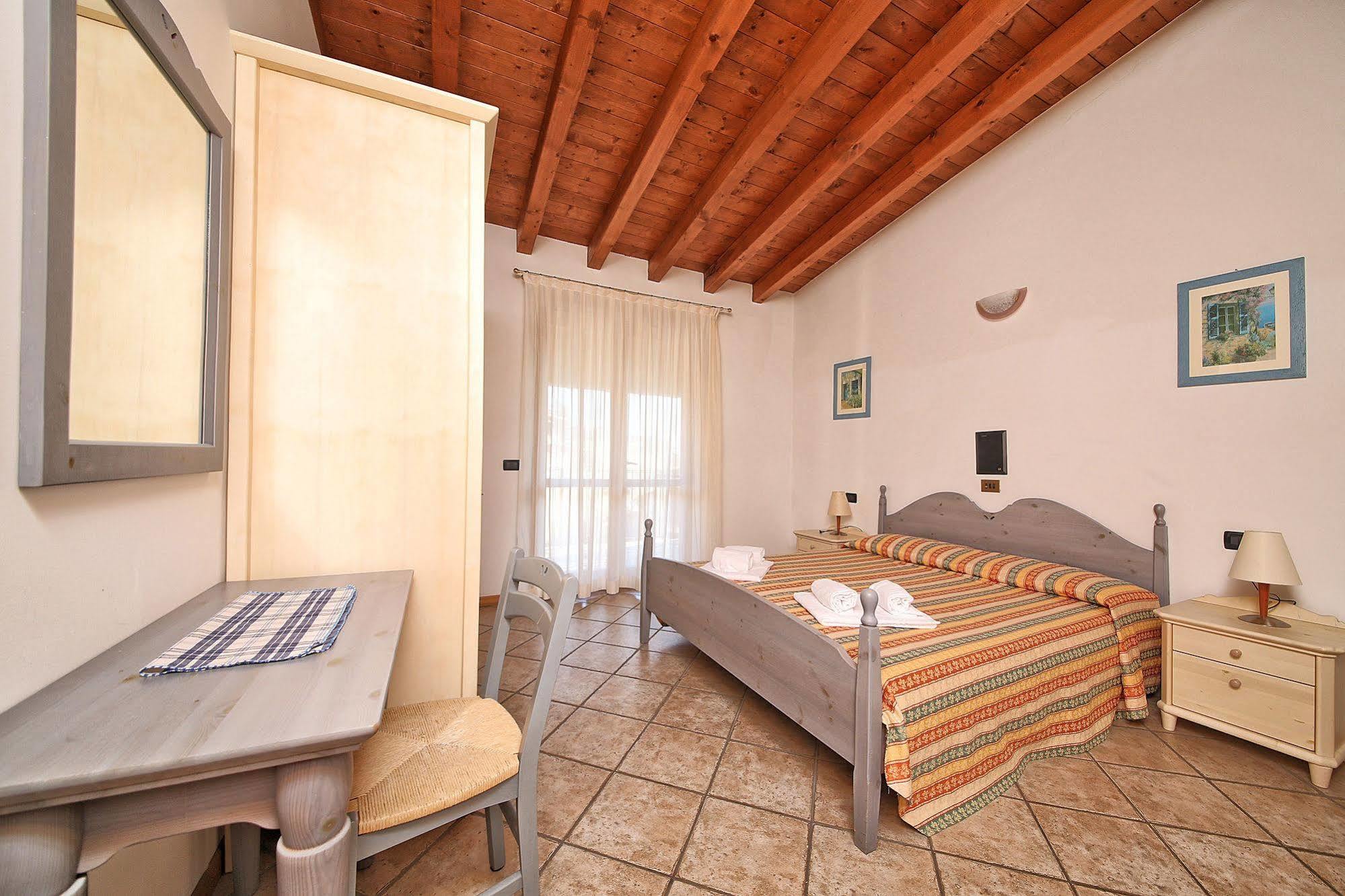 Residence Casa Gardola, Gtsgroup Tignale Esterno foto